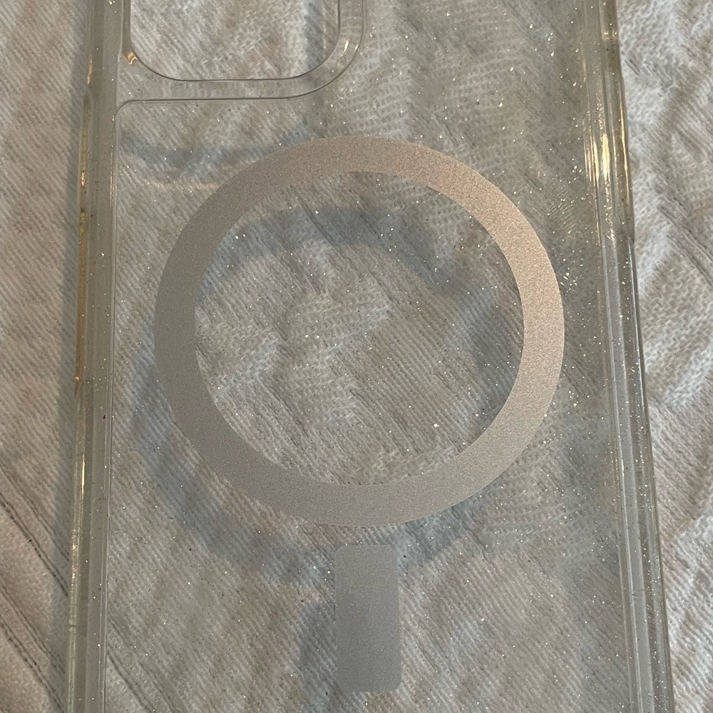 OtterBox iPhone 12 Symmetry Series+ Clear Glitter Case with MagSafe - Picture 5 of 11